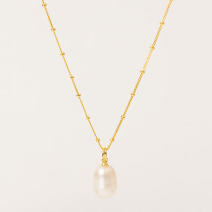 Freshwater Pearl Charm Necklace Gold
