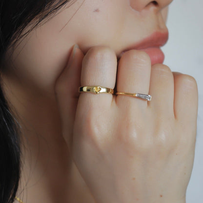 Heart Curved Ring Gold